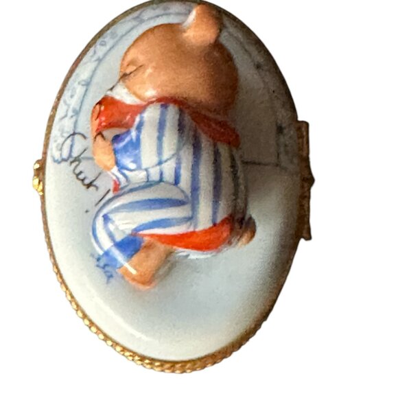 Limoges Hand Painted Porcelain "Sleeping Bear" Trinket Box - Picture 3 of 7